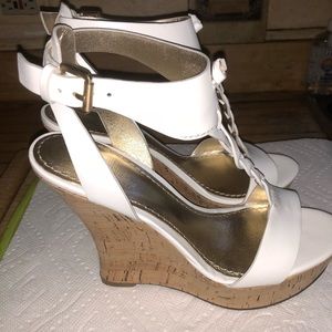 White Summer Smart Wedges